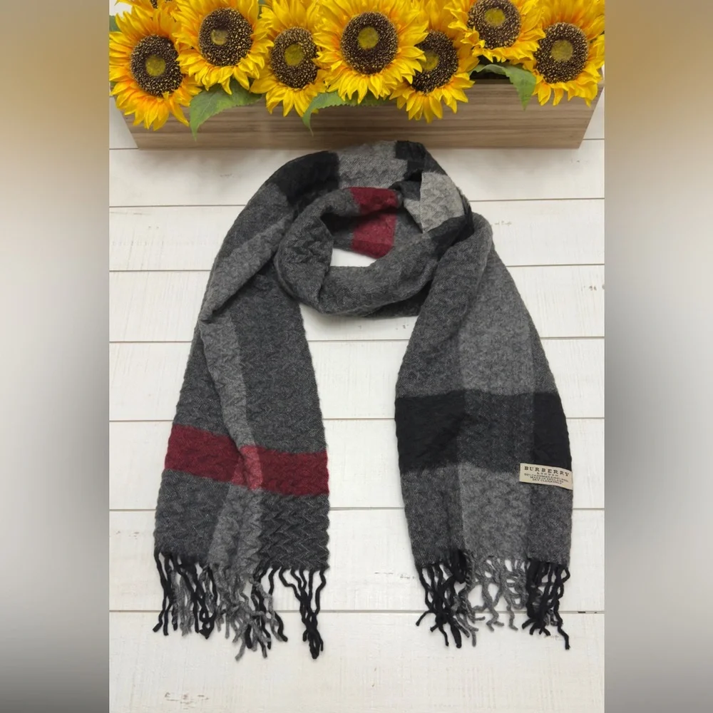 Unisex Burberry Cashmere / Wool Blanket Scarf